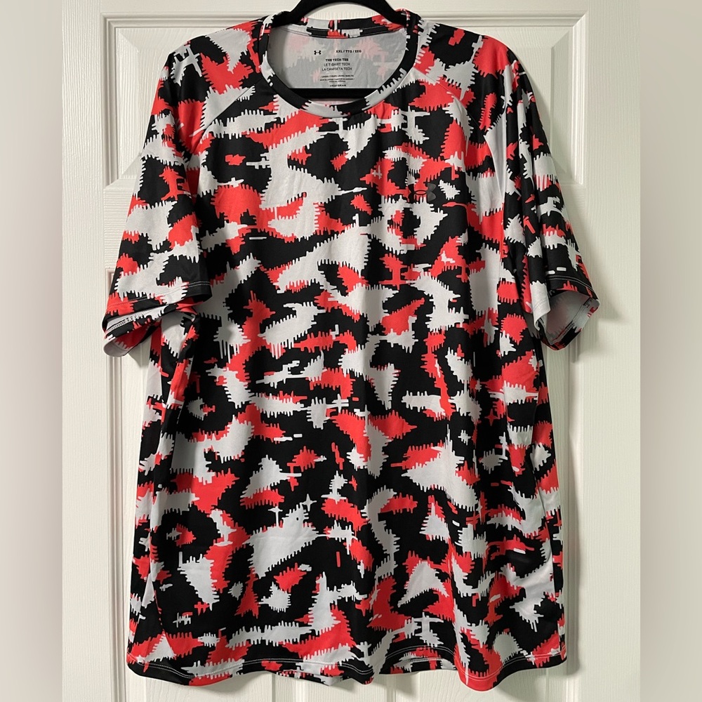 Men’s XXL under armour Heatgear ‘The Tech Tee’
